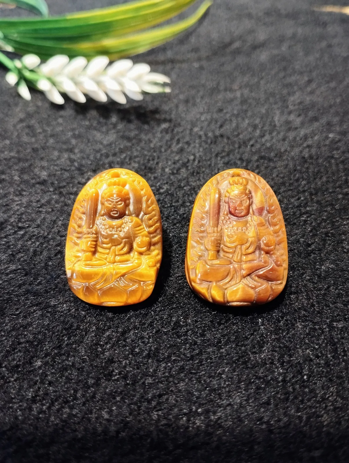 Phật bản mệnh mắt mèo nhỏ - Dậu (Bất Động Minh Vương) S6843-7