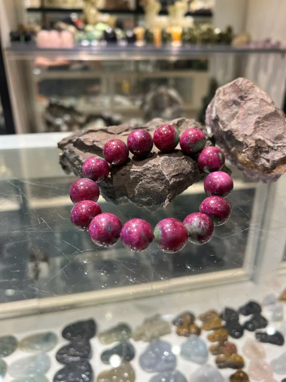 Chuỗi Ruby xanh đỏ A+++++ (100.5g - 14 bi) S6756-S1-21105